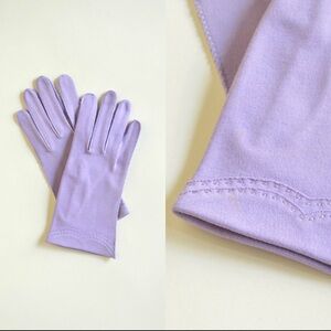 Vintage 1950s Elegant Lavender Gloves